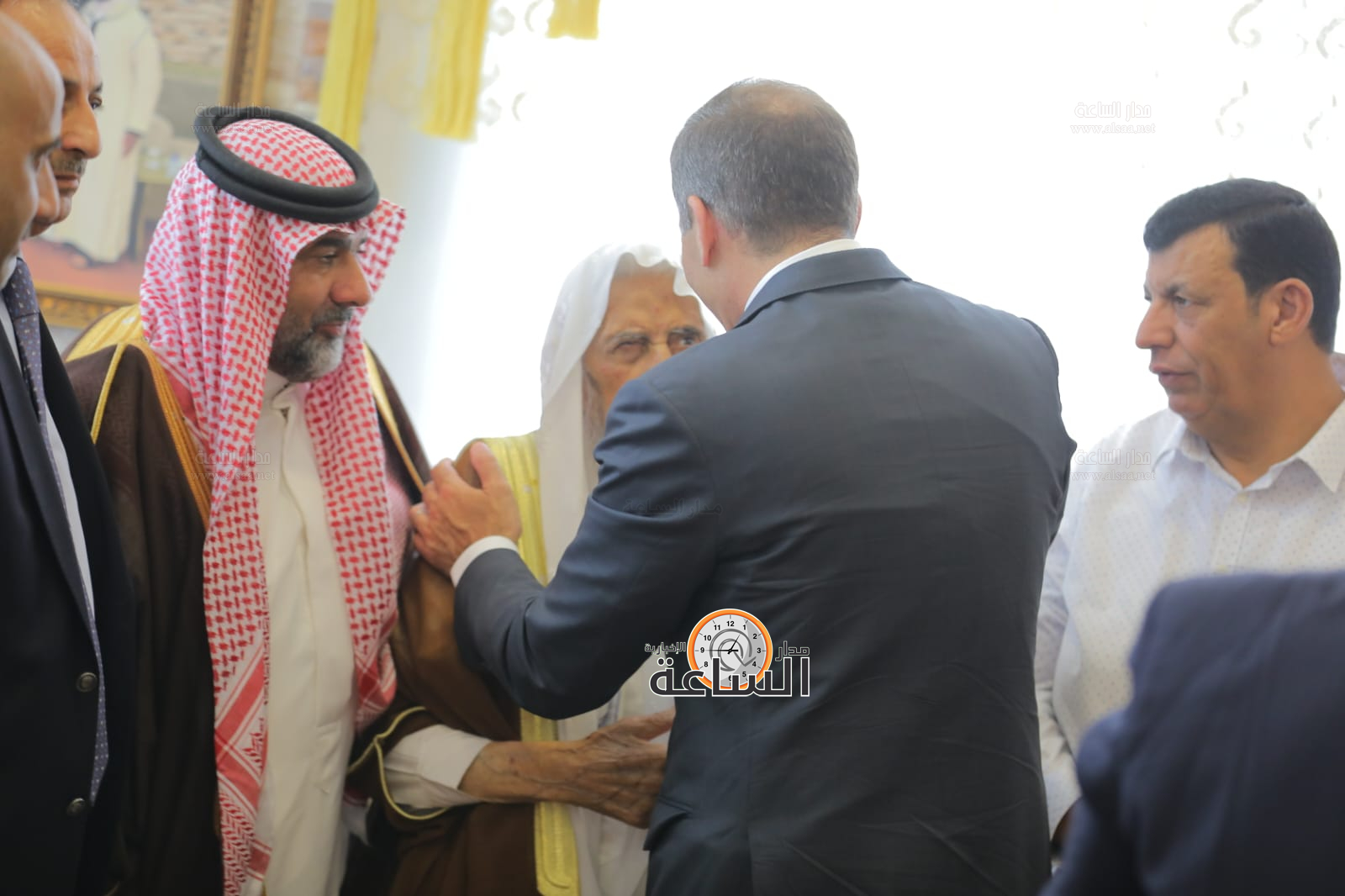 Madar Al-Saa Images 0.10448122873353083