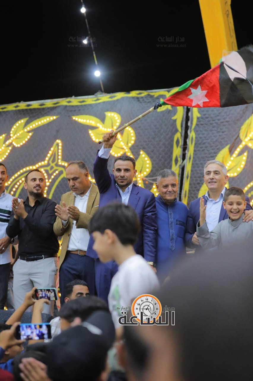 Madar Al-Saa Images 0.6454169568414971