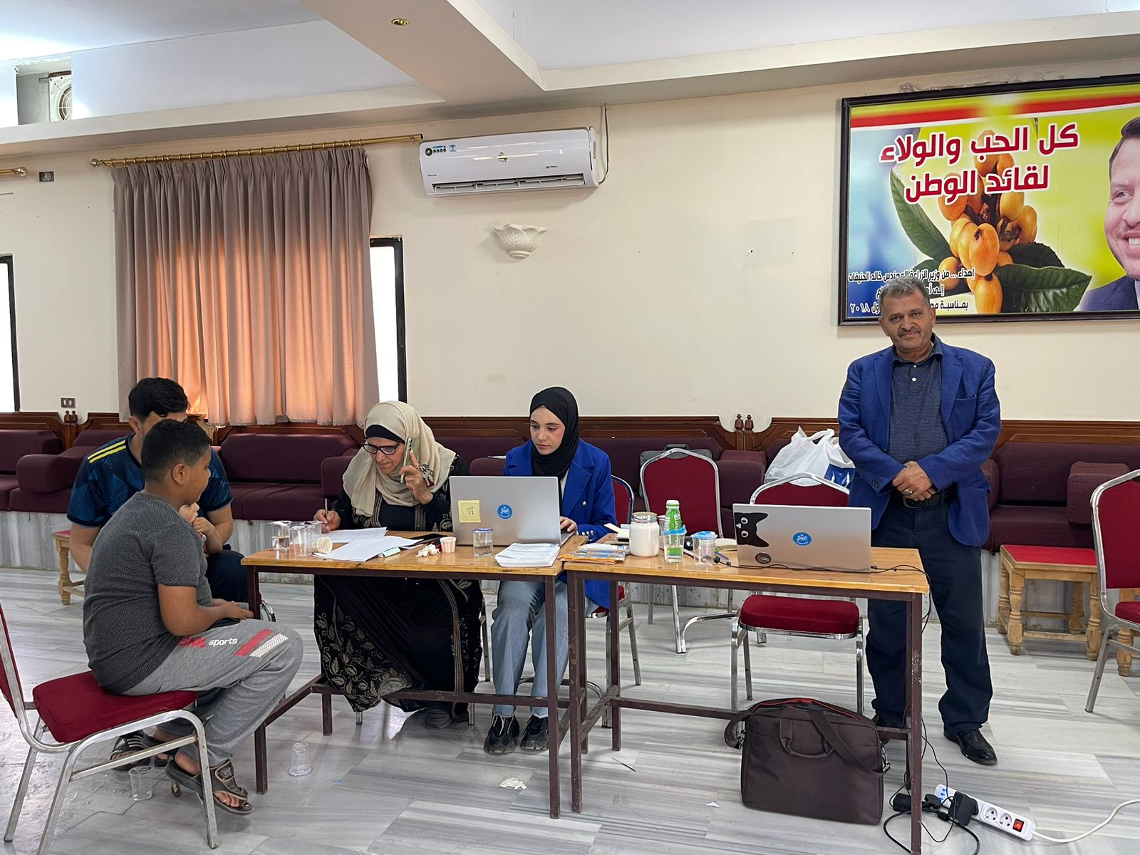 Madar Al-Saa Images 0.025172630406457897