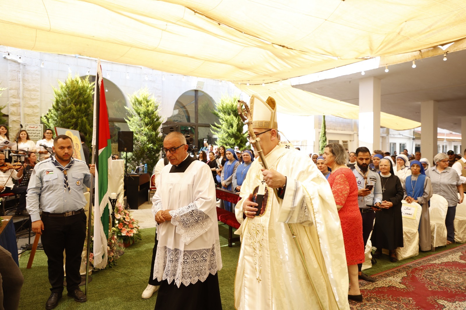 Madar Al-Saa Images 0.10114721786557501