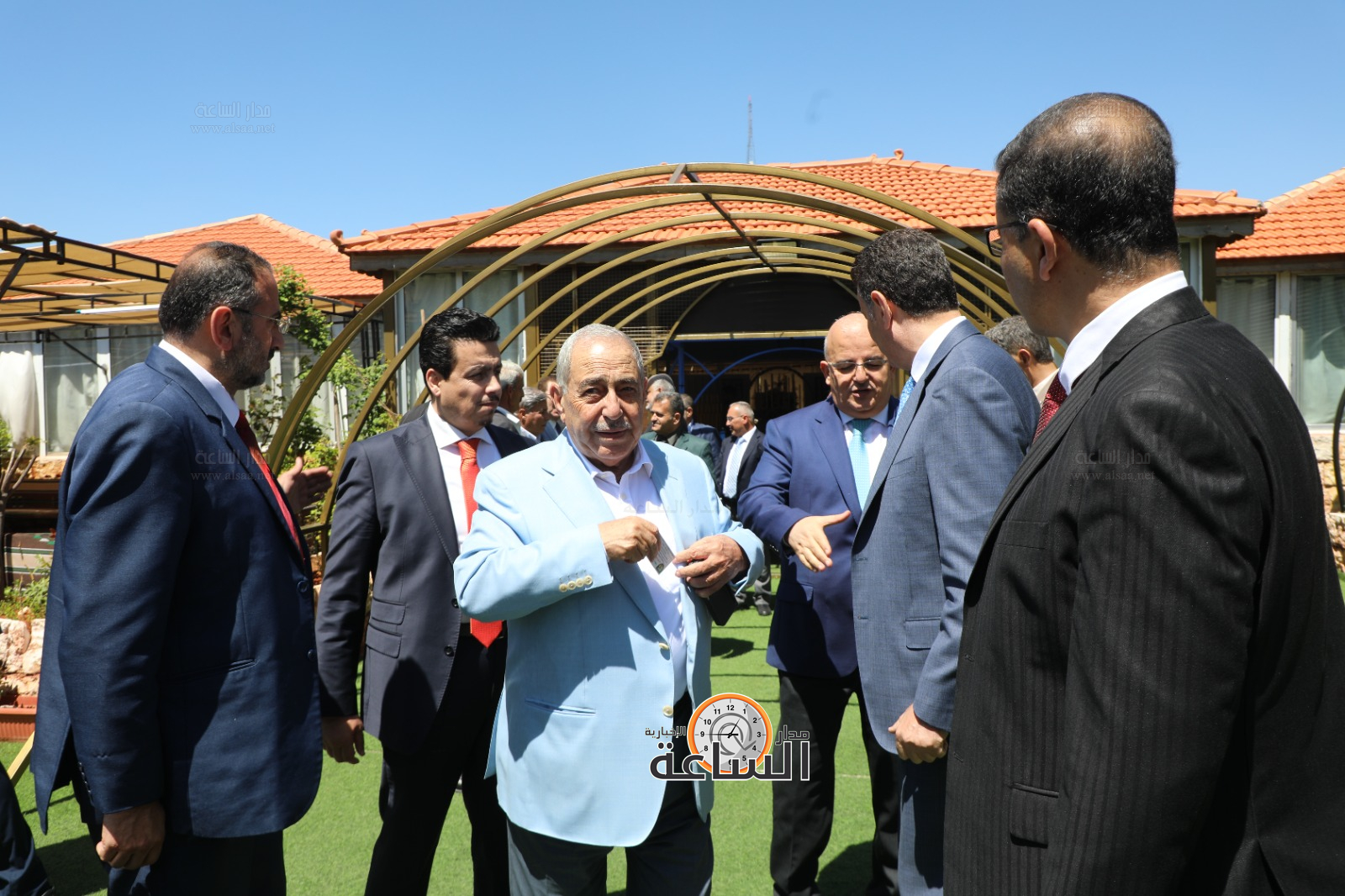 Madar Al-Saa Images 0.9111953377731401