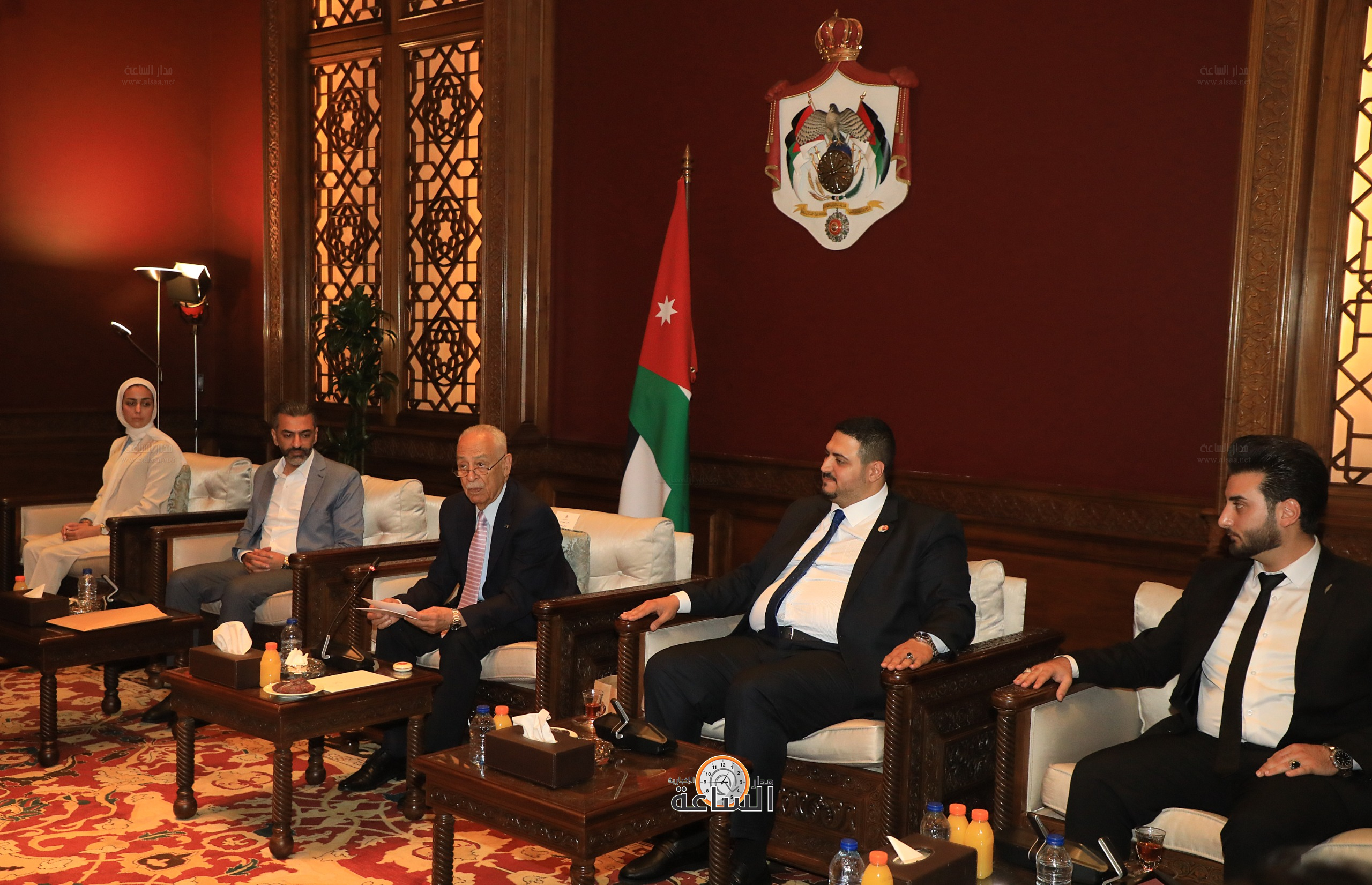 Madar Al-Saa Images 0.26019125719711145