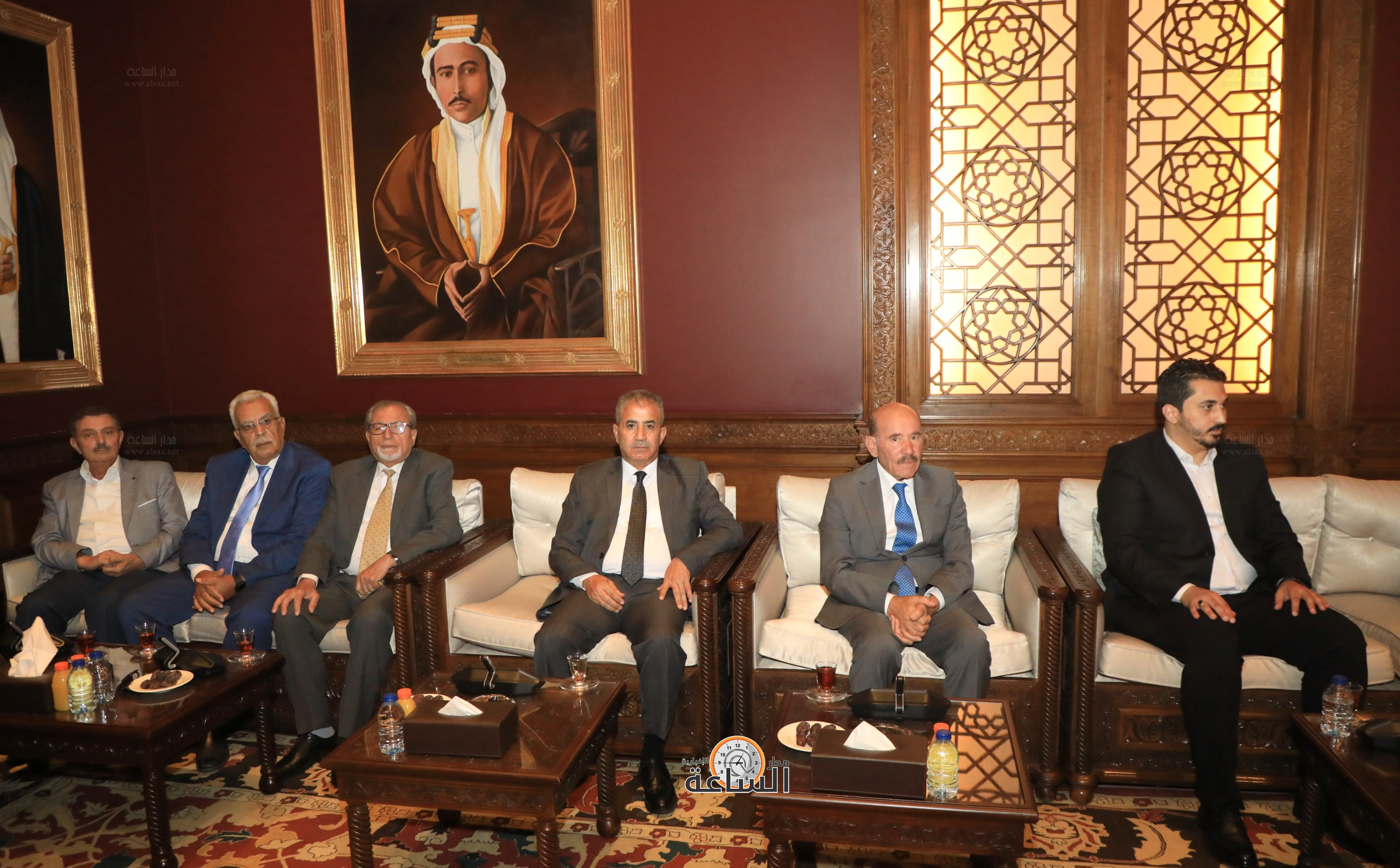 Madar Al-Saa Images 0.26732596495645233