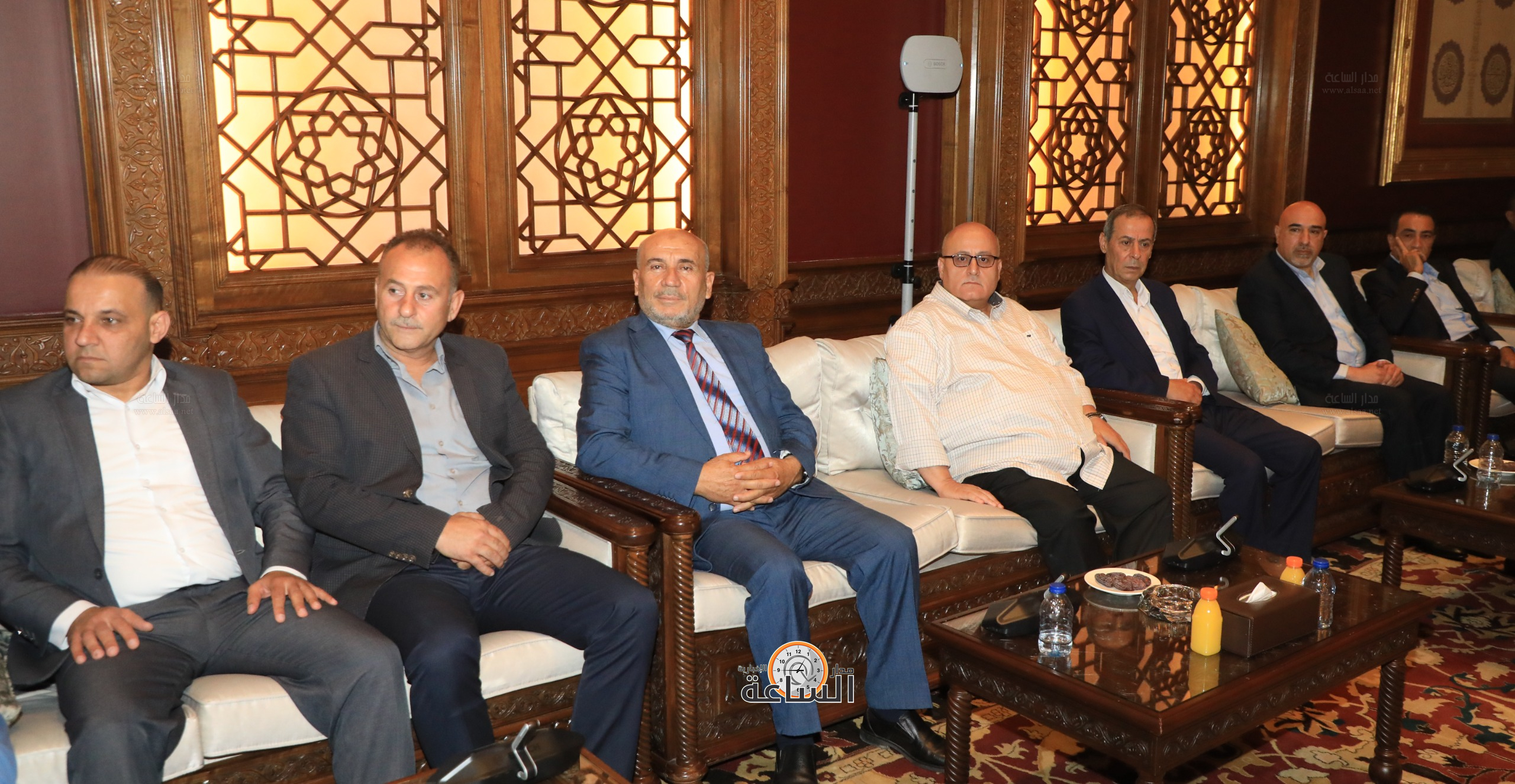 Madar Al-Saa Images 0.3710248045304696