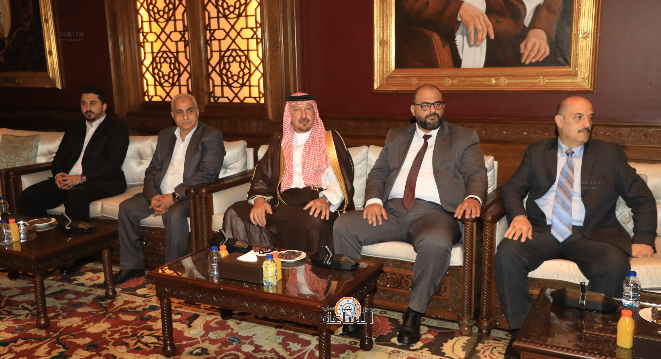 Madar Al-Saa Images 0.9438963415072608