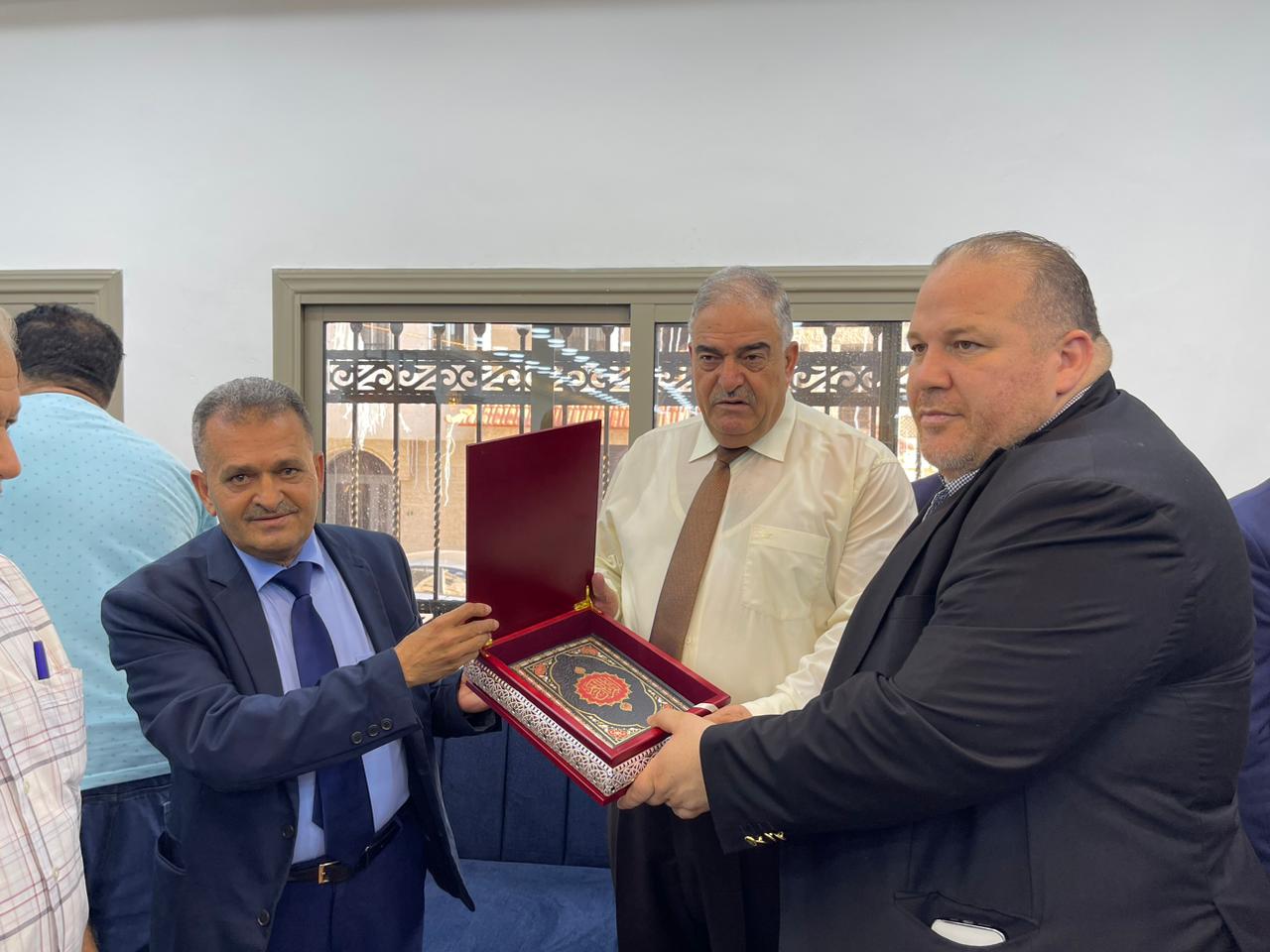 Madar Al-Saa Images 0.8696699928071134