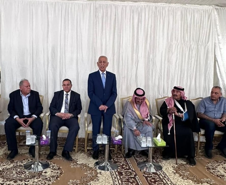 Madar Al-Saa Images 0.5237444572855161