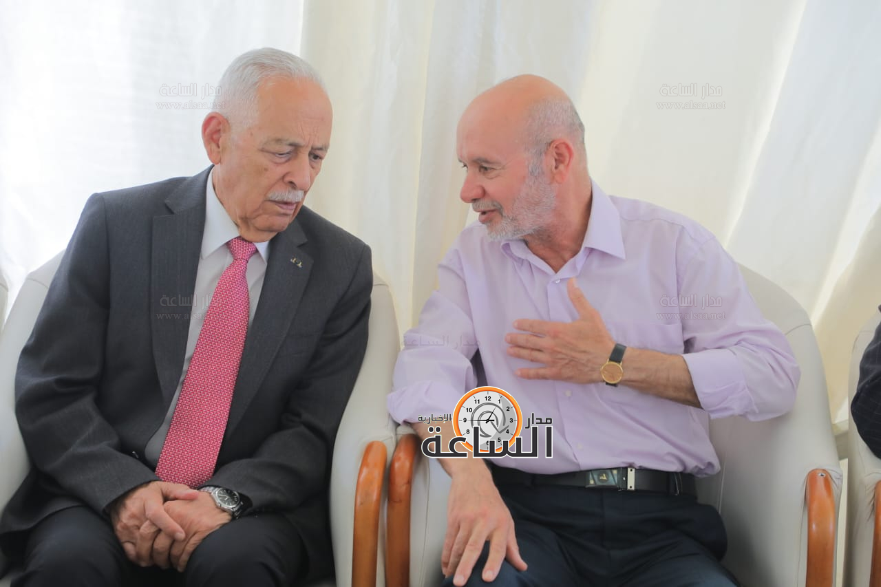 Madar Al-Saa Images 0.8944080388560327