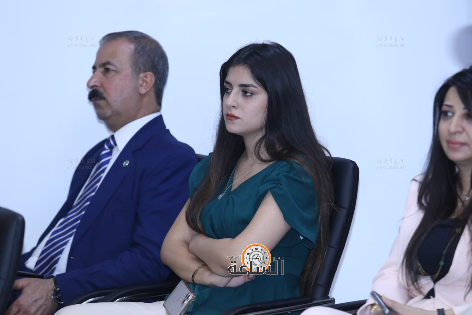 Madar Al-Saa Images 0.4498903335317712