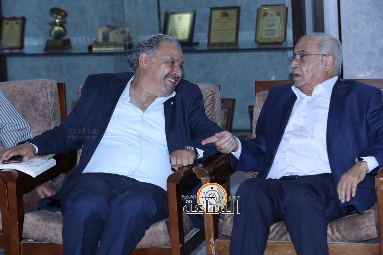 Madar Al-Saa Images 0.9053562039034015