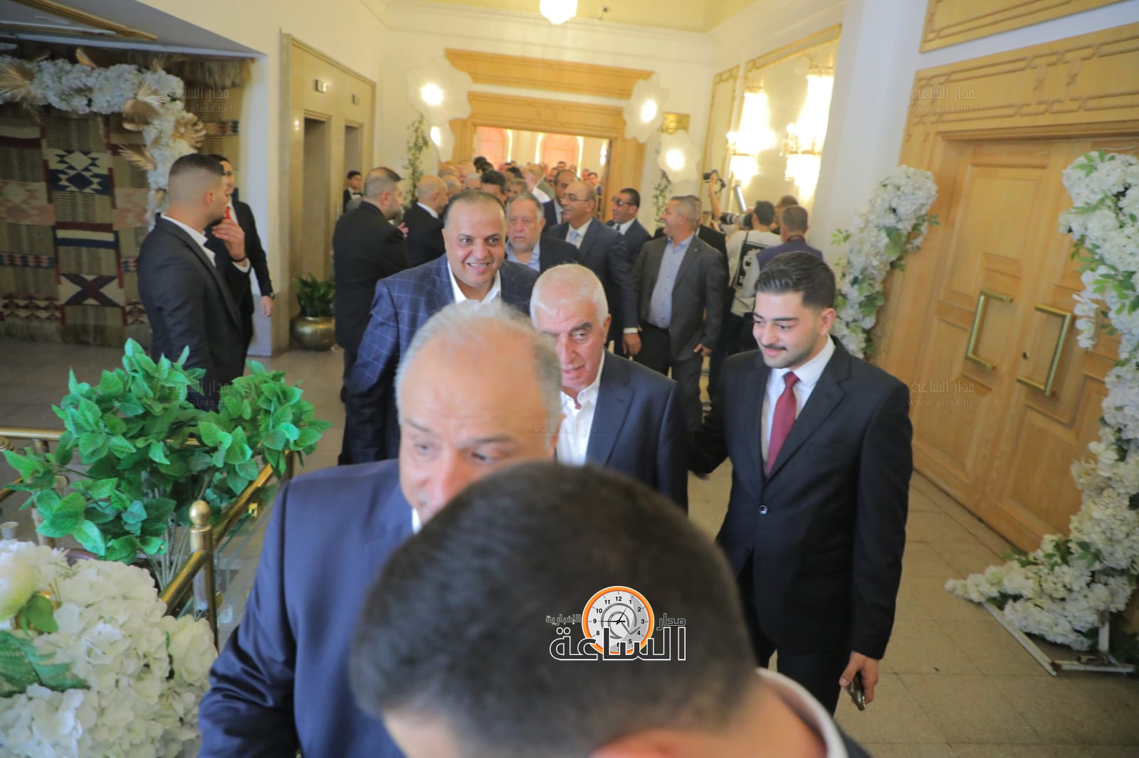 Madar Al-Saa Images 0.9459539018082681