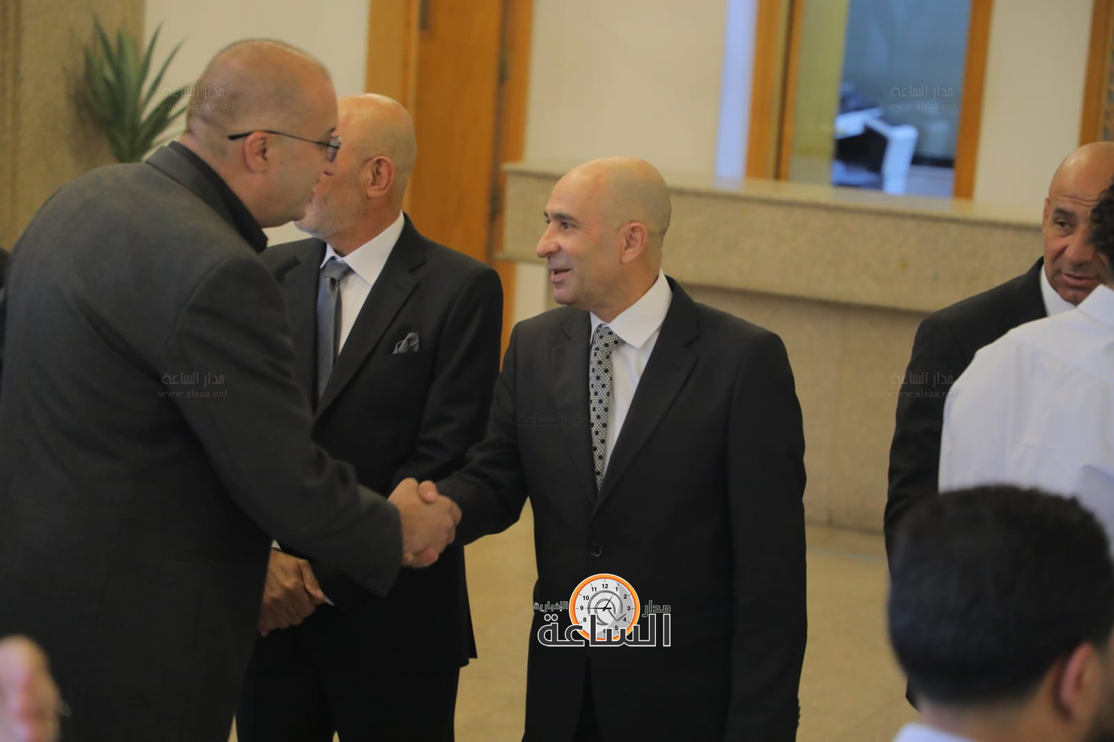 Madar Al-Saa Images 0.072245099724636