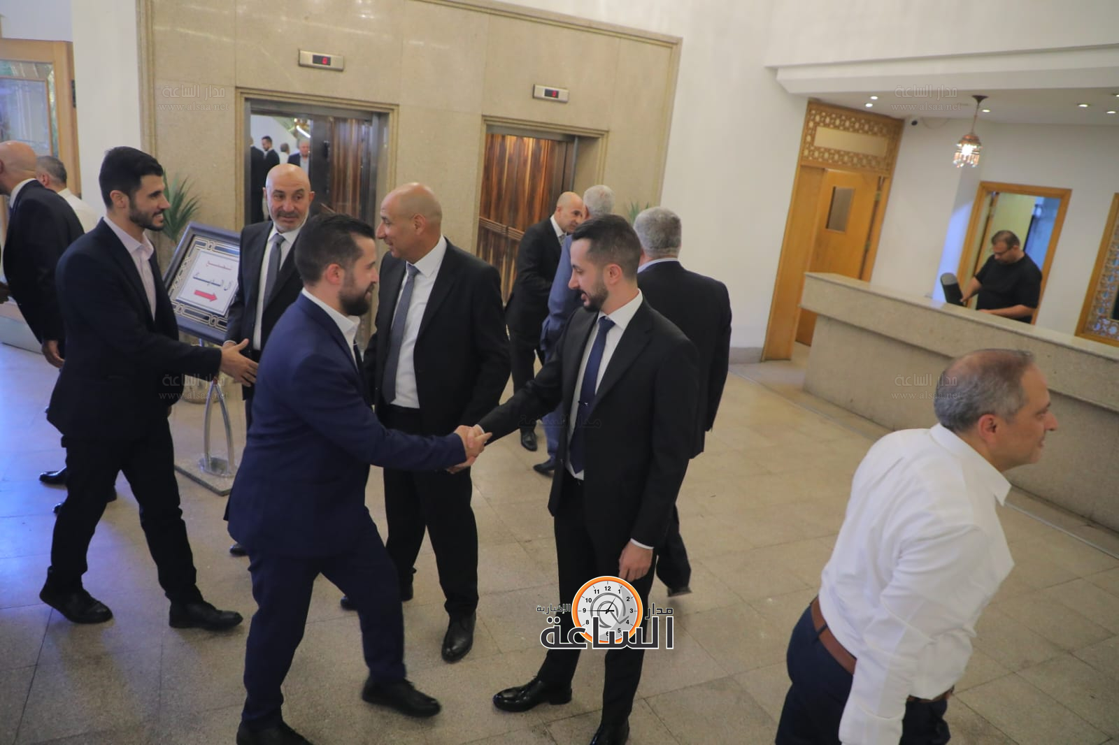 Madar Al-Saa Images 0.7395057006483075