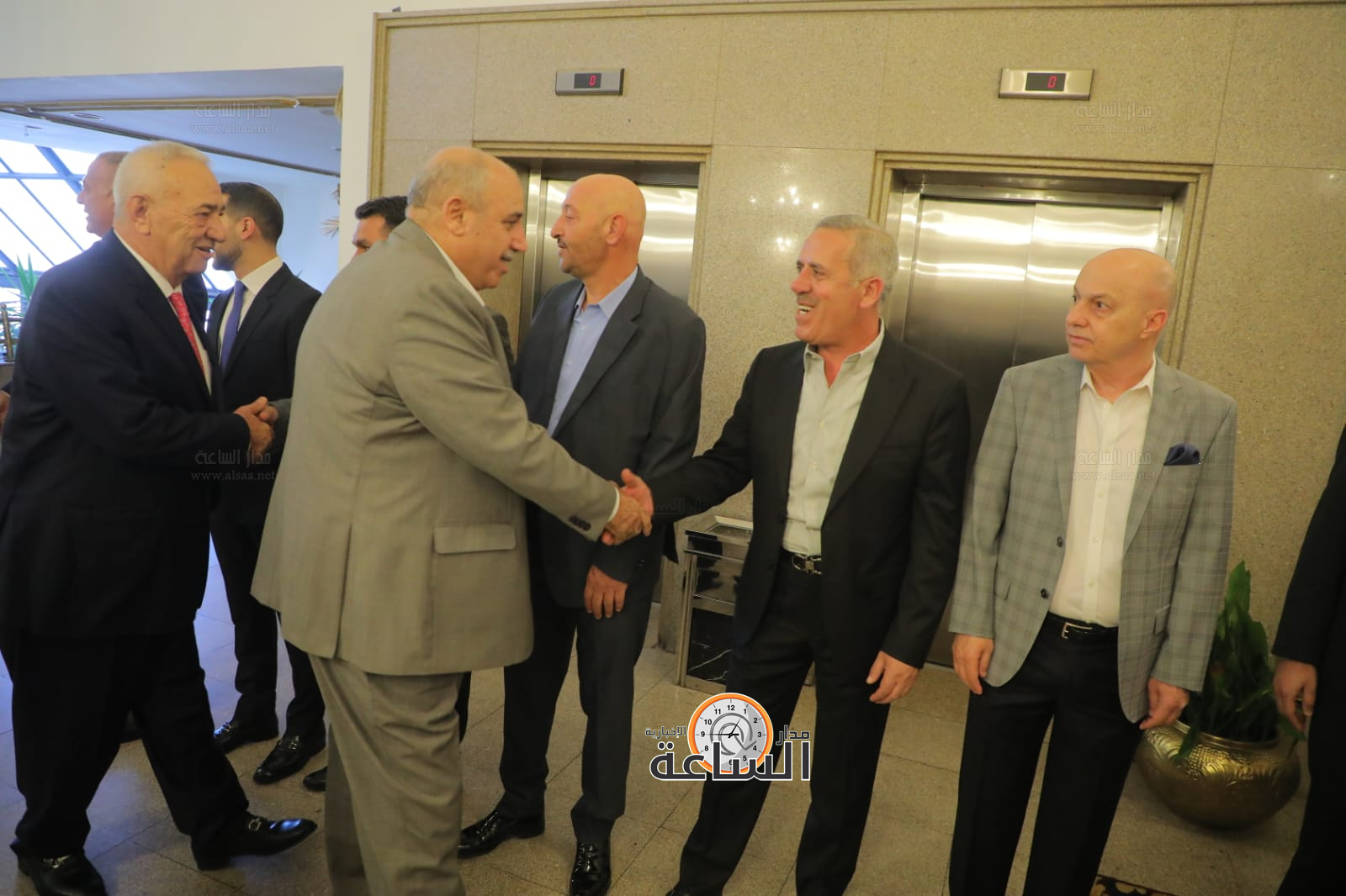 Madar Al-Saa Images 0.6866421100825408