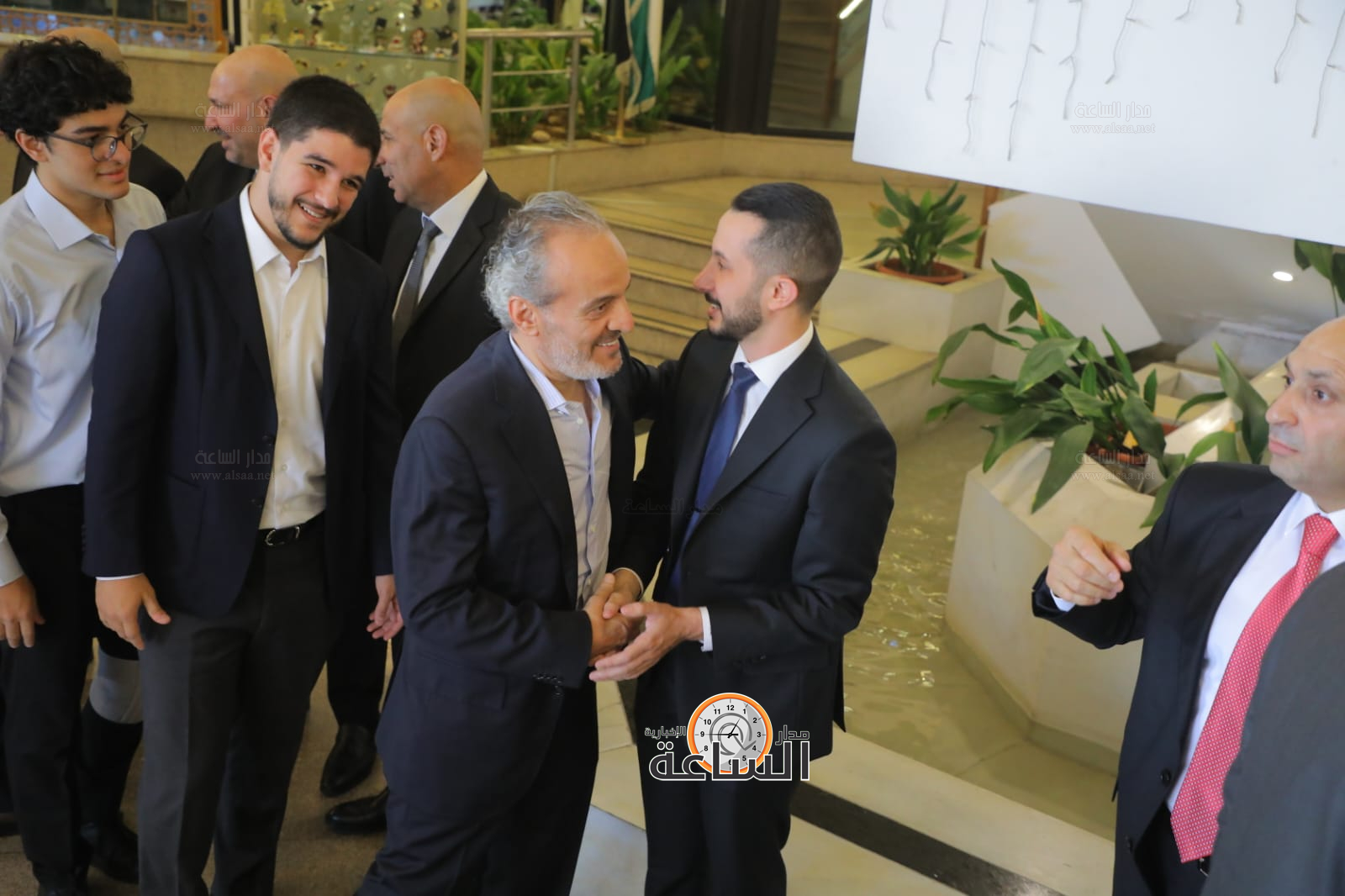 Madar Al-Saa Images 0.1354001233349471