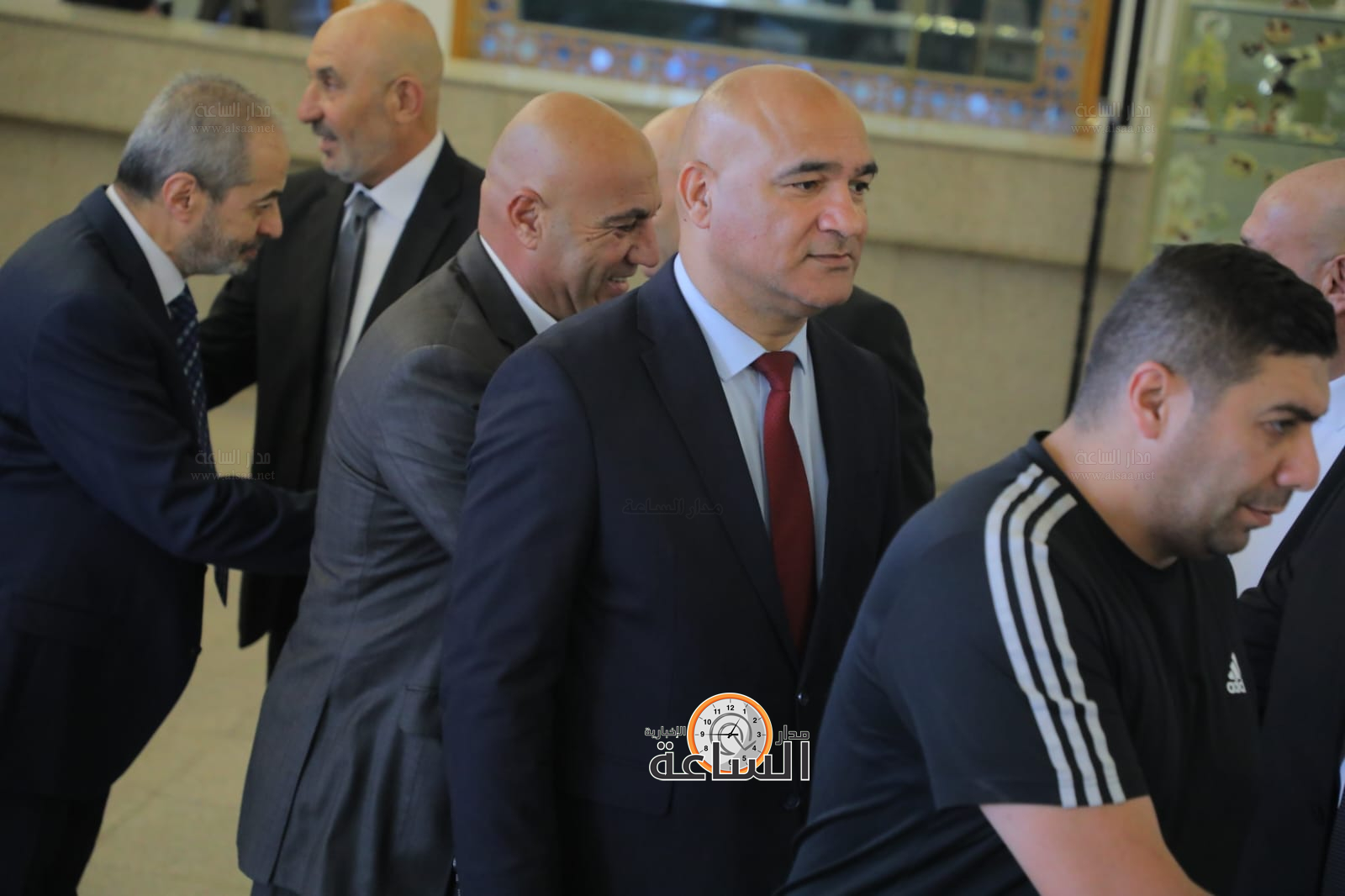 Madar Al-Saa Images 0.37095444075286377