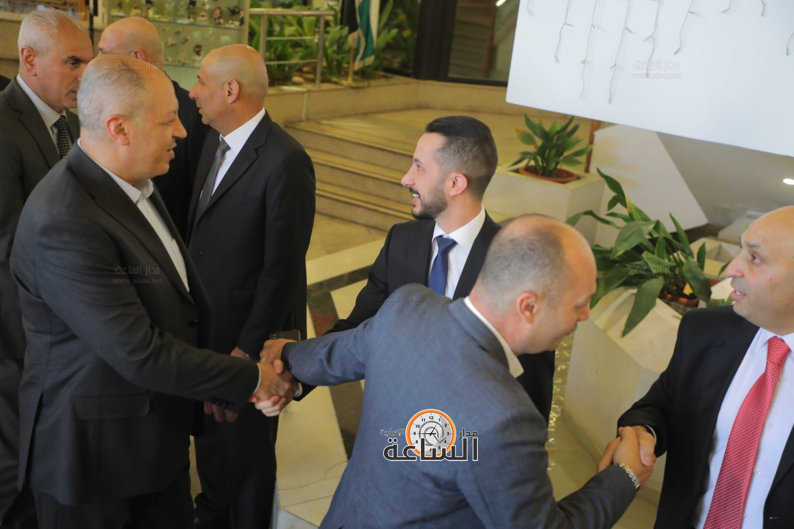 Madar Al-Saa Images 0.8344829133282998