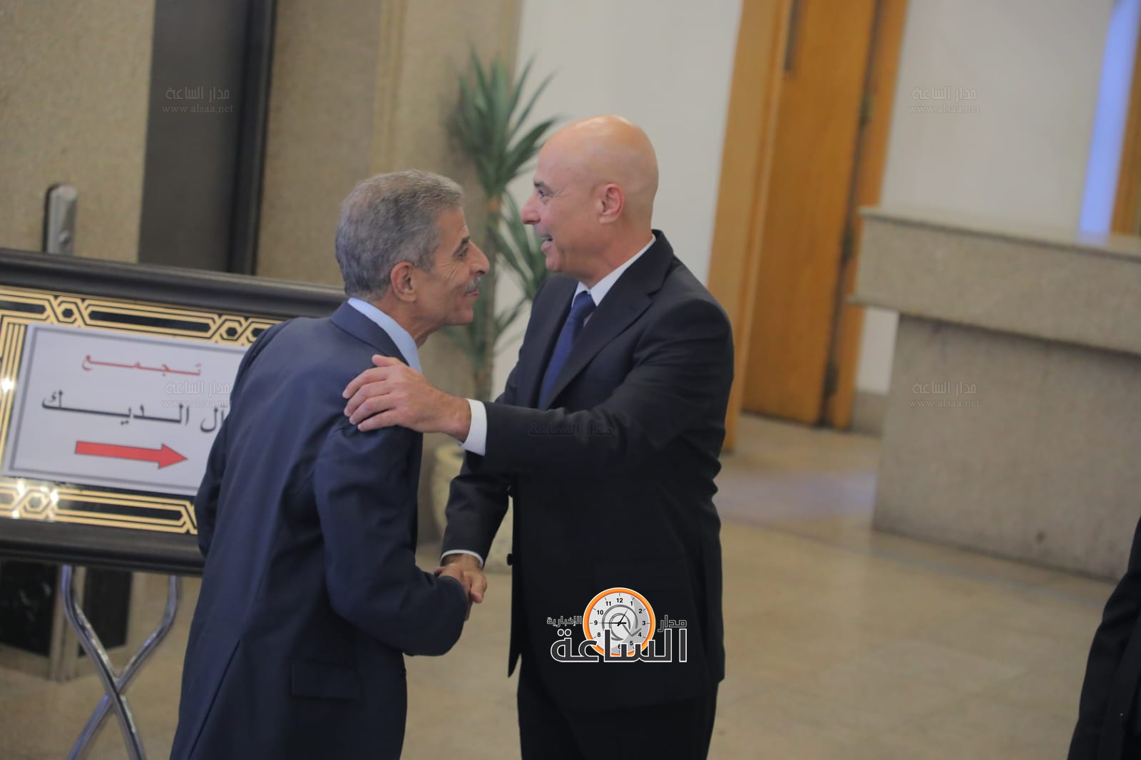 Madar Al-Saa Images 0.12733727190392496