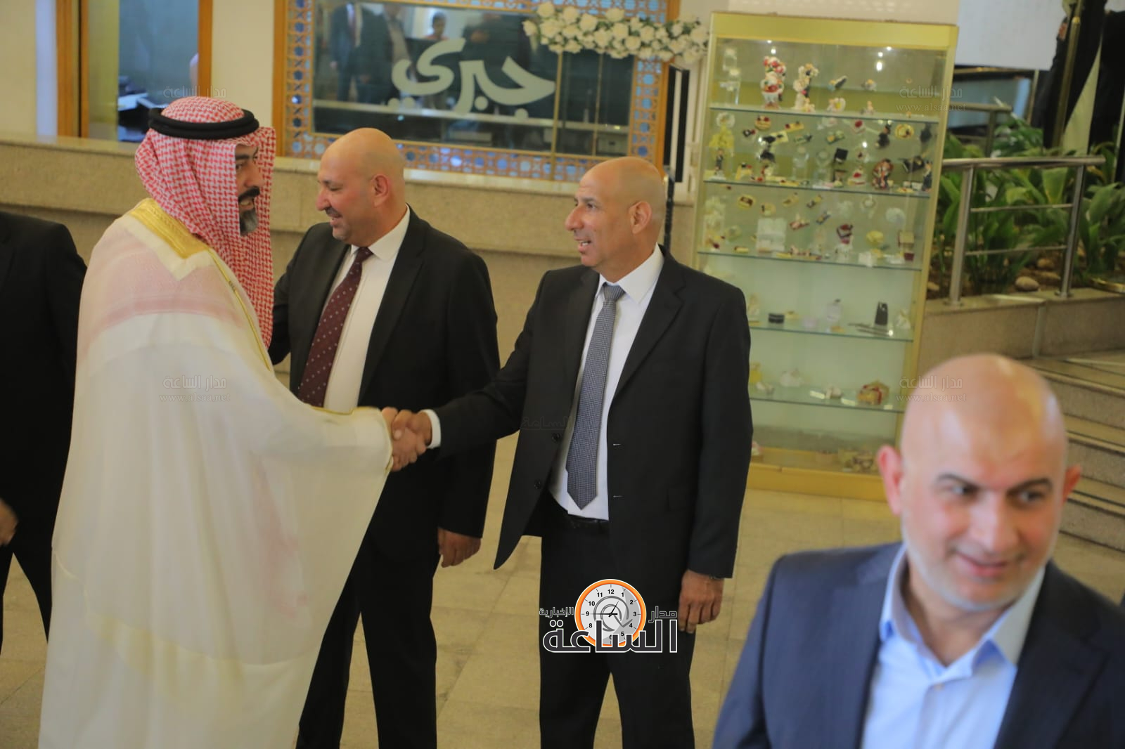 Madar Al-Saa Images 0.27764702831015176