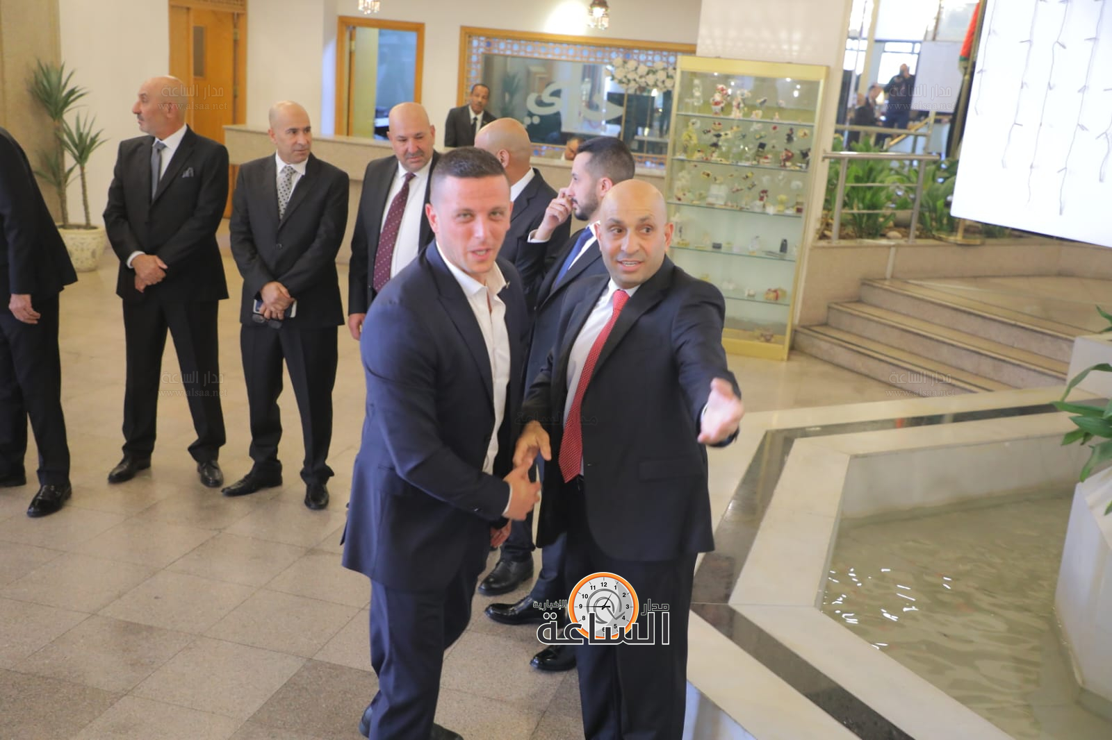 Madar Al-Saa Images 0.8748343817478201