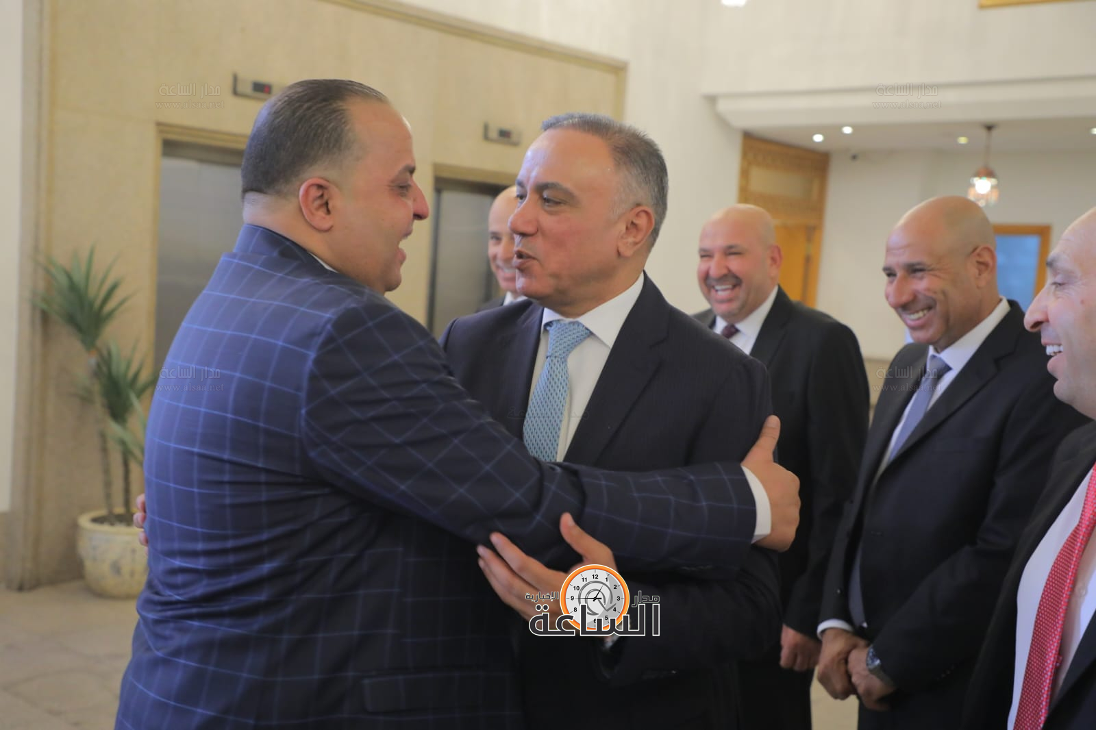 Madar Al-Saa Images 0.5719945342060306