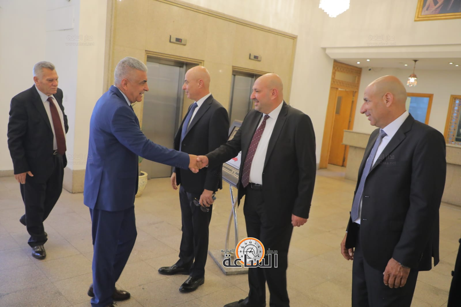 Madar Al-Saa Images 0.144368165465512