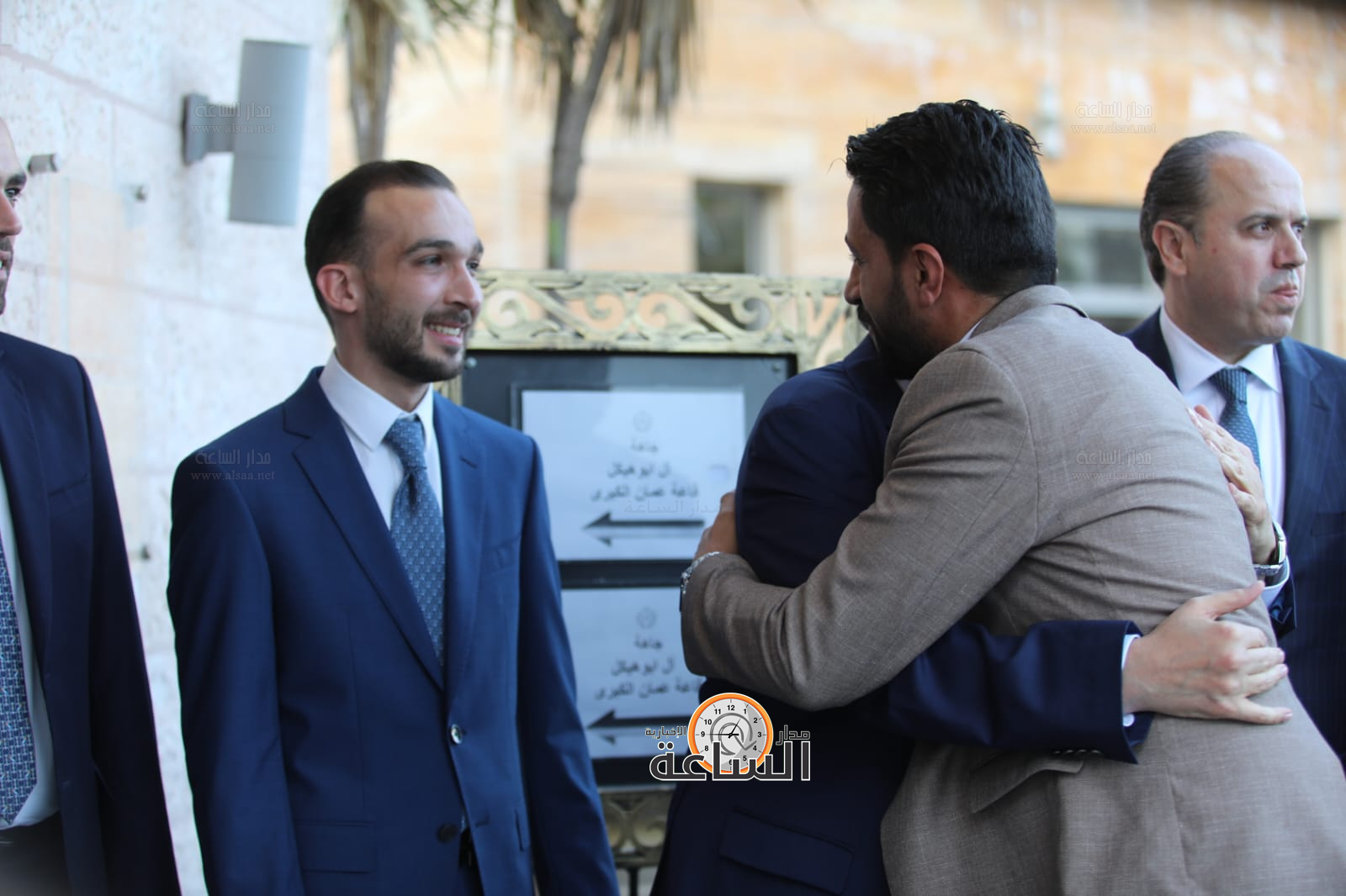 Madar Al-Saa Images 0.22145012051395185