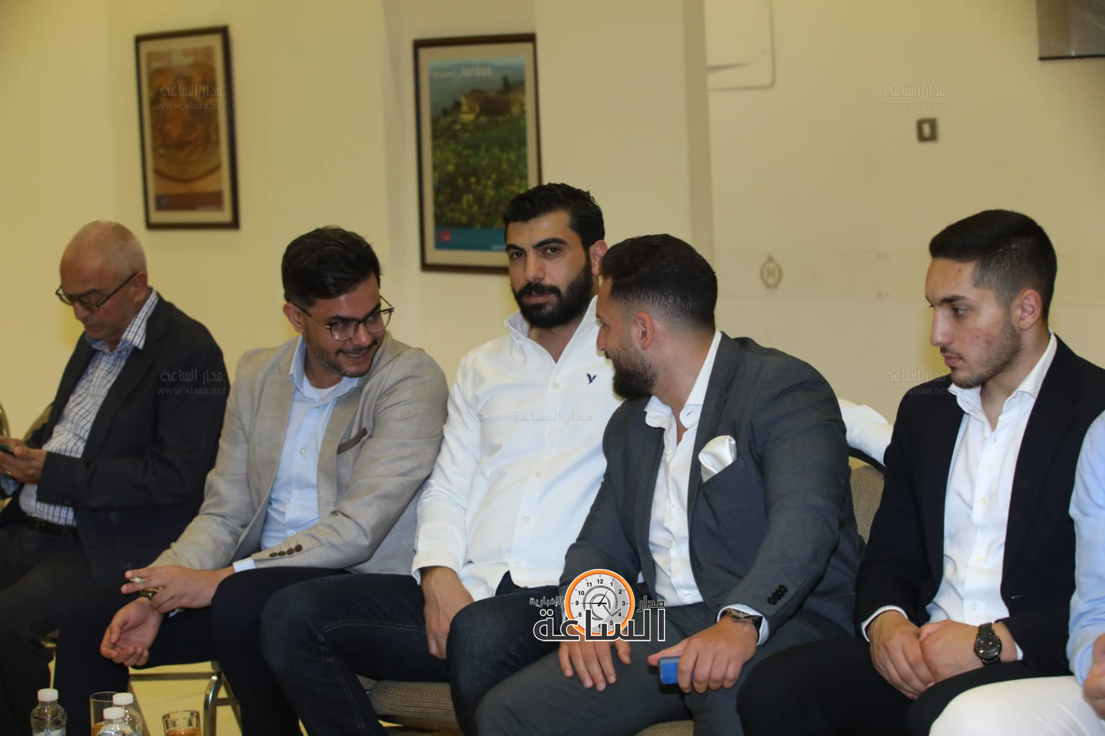 Madar Al-Saa Images 0.7683495425252167