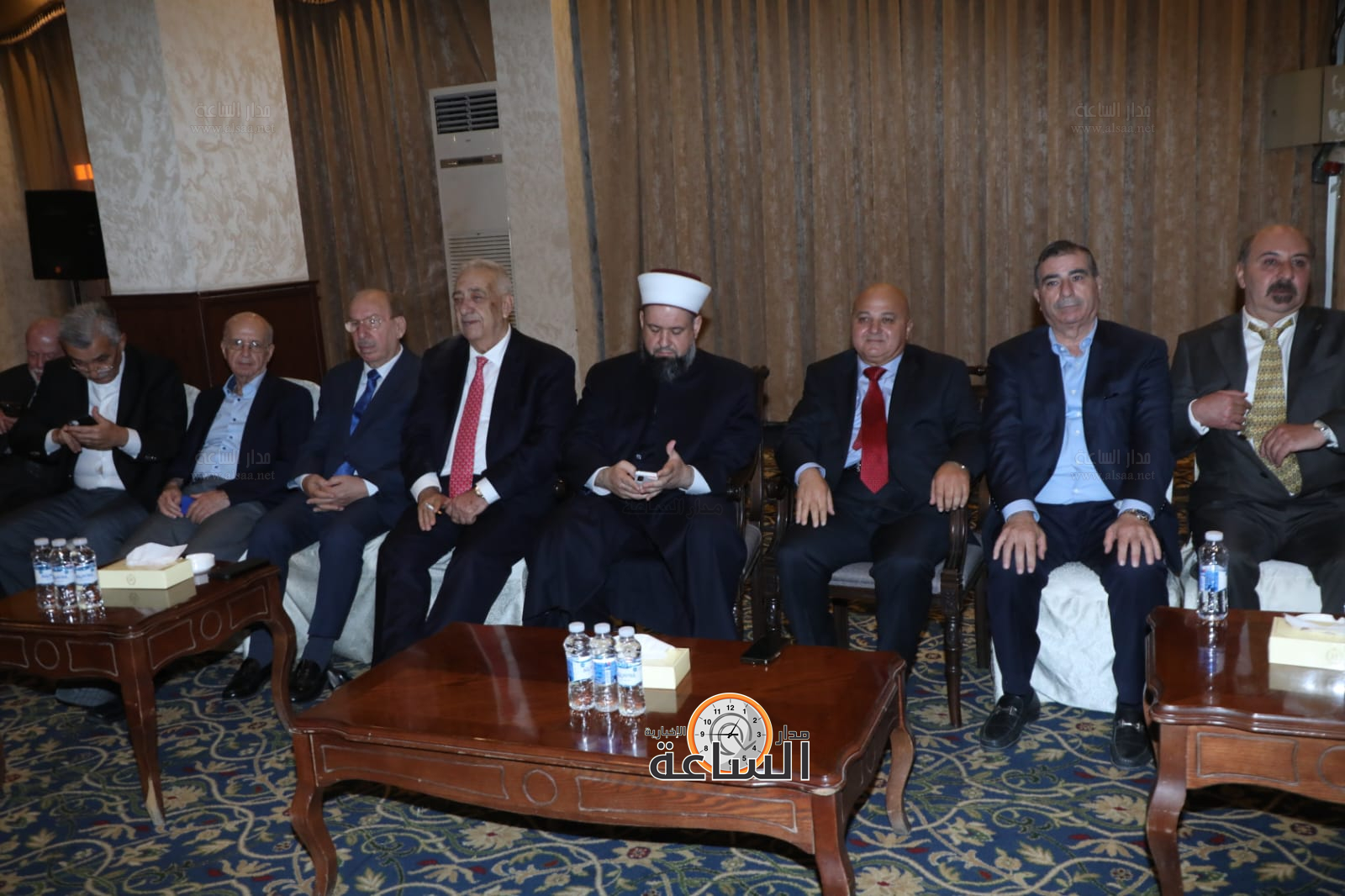 Madar Al-Saa Images 0.4244672241334748