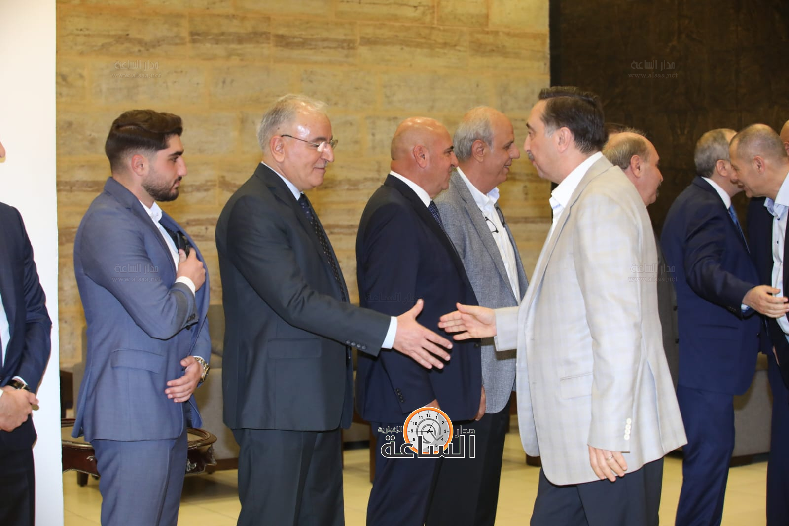 Madar Al-Saa Images 0.36499010357731954