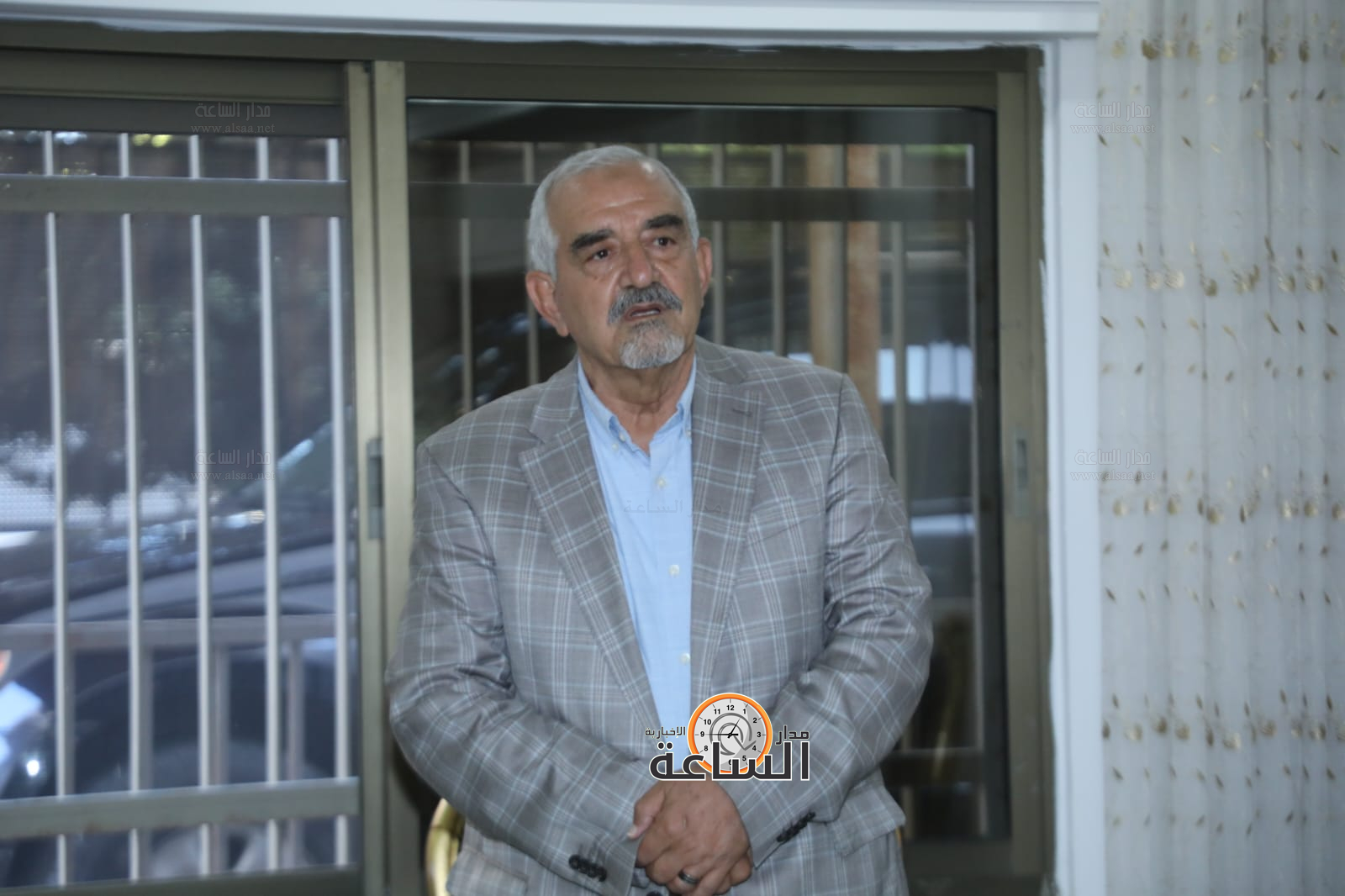 Madar Al-Saa Images 0.38283854321289423