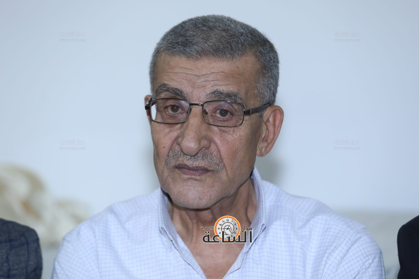 Madar Al-Saa Images 0.14390559580956785