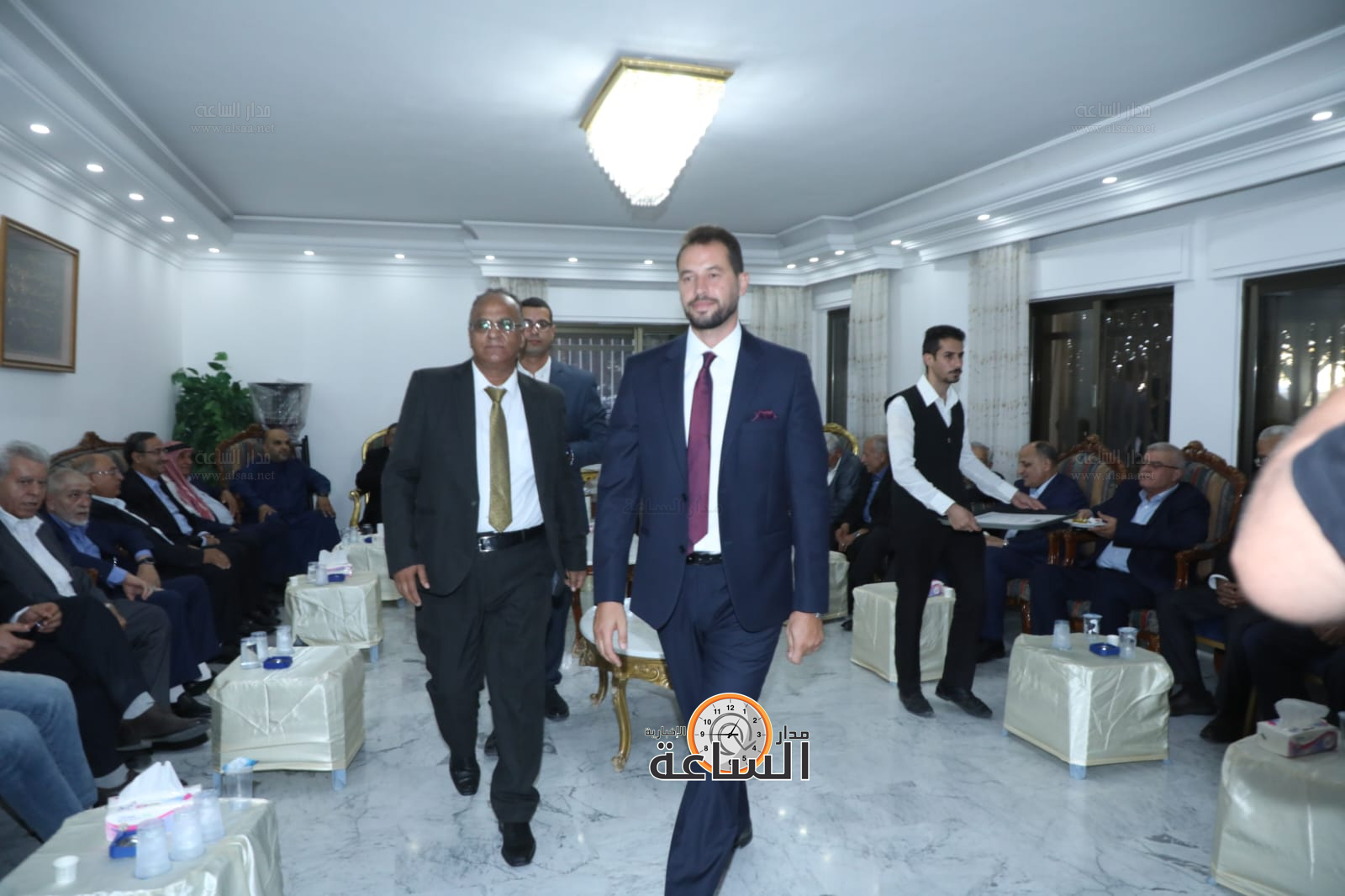 Madar Al-Saa Images 0.9765589960483401