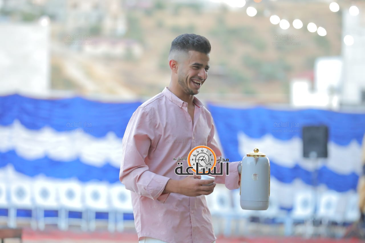 Madar Al-Saa Images 0.32655844384329136