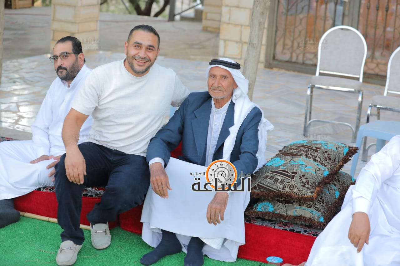 Madar Al-Saa Images 0.47809081002495235