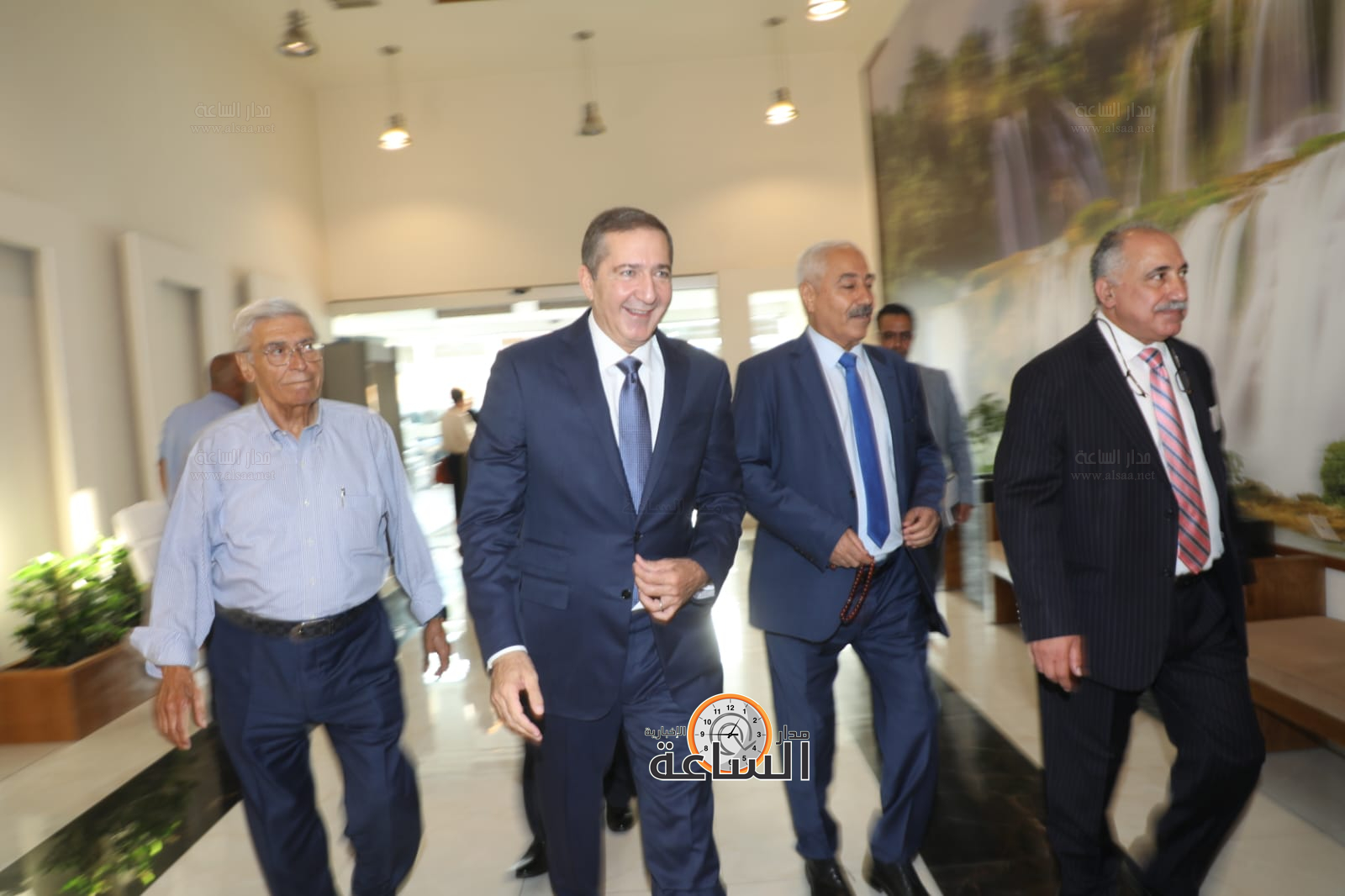 Madar Al-Saa Images 0.23985702364373362