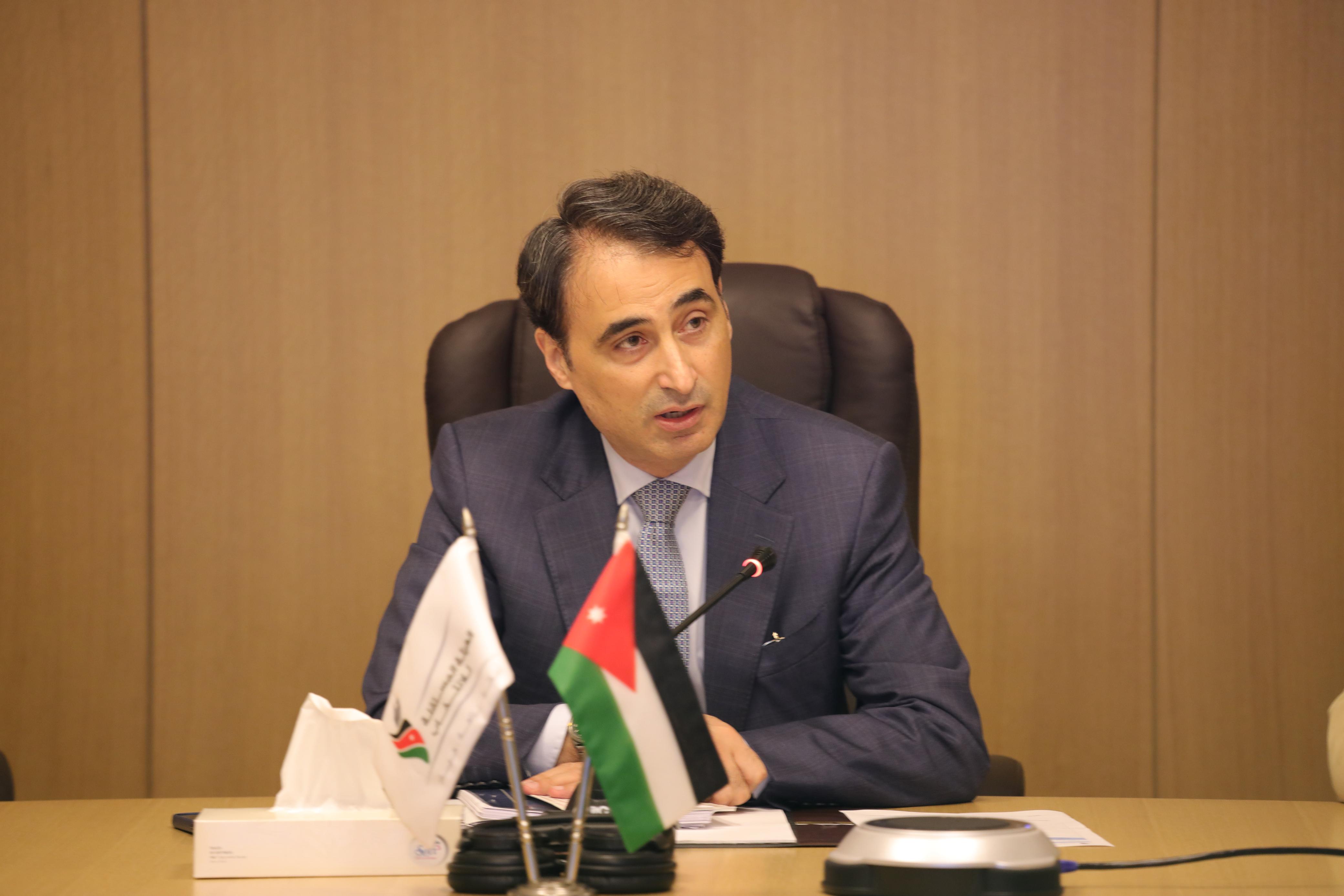 Madar Al-Saa Images 0.16436660939421222