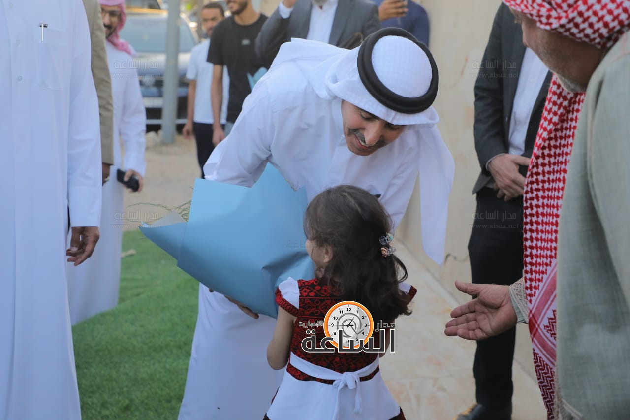 Madar Al-Saa Images 0.2542913835392402