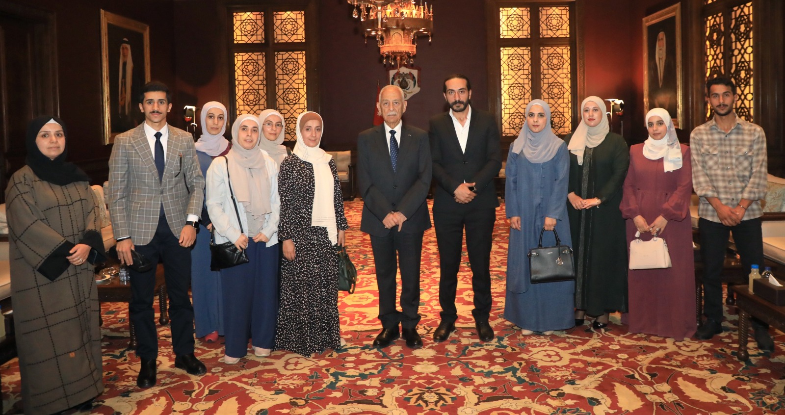 Madar Al-Saa Images 0.3357380532066103