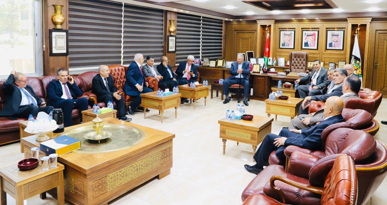 Madar Al-Saa Images 0.7575142644627004