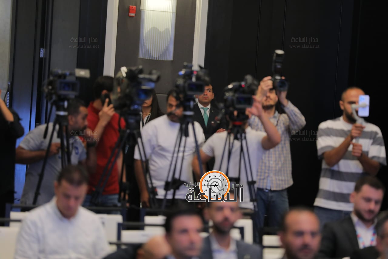 Madar Al-Saa Images 0.8728622970097373