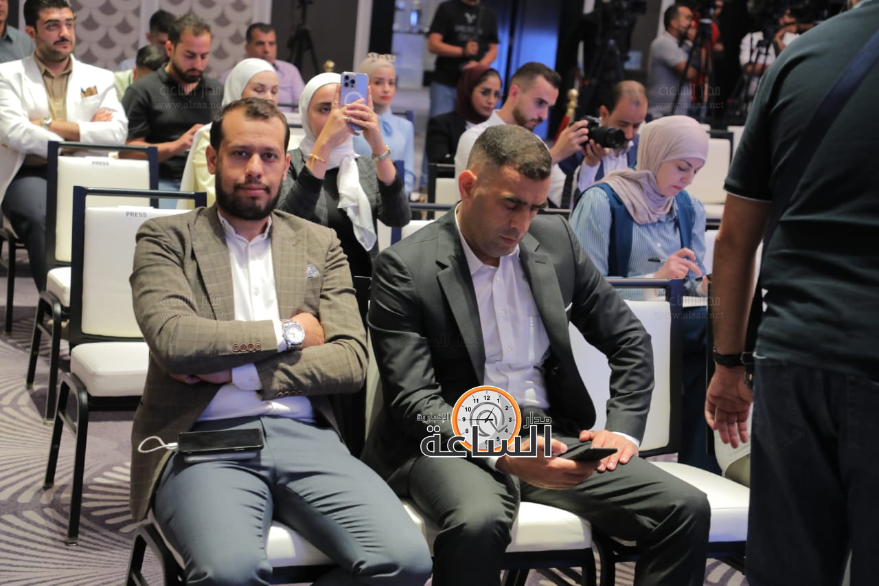 Madar Al-Saa Images 0.4816787814348775