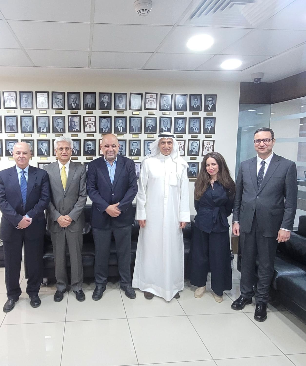 Madar Al-Saa Images 0.0070017954203751565