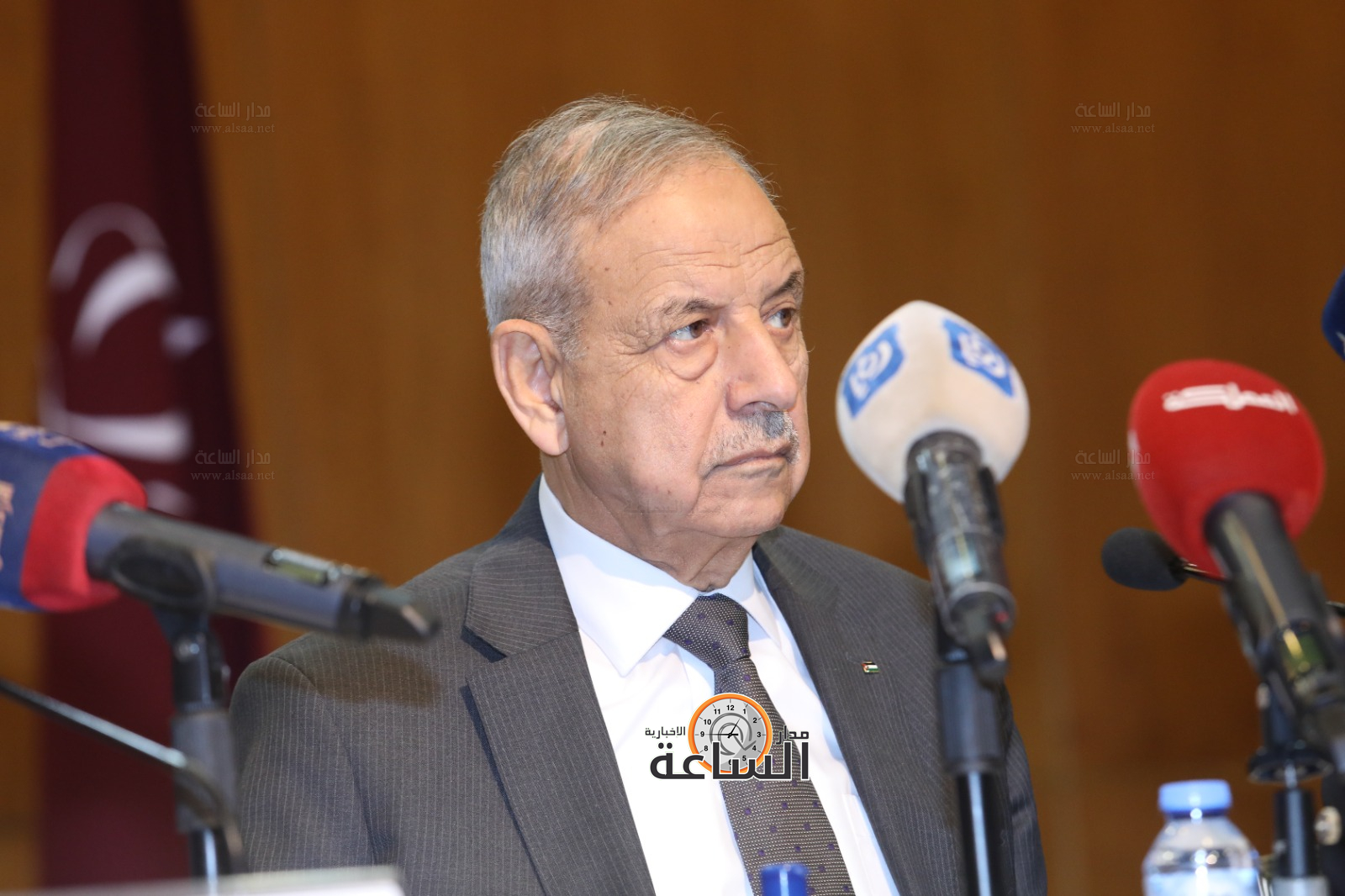 Madar Al-Saa Images 0.39782659937789977