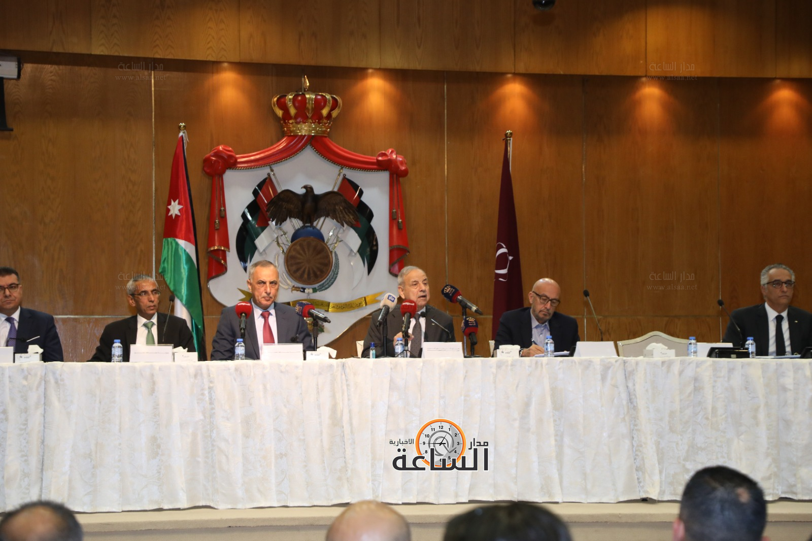 Madar Al-Saa Images 0.3463050813242232