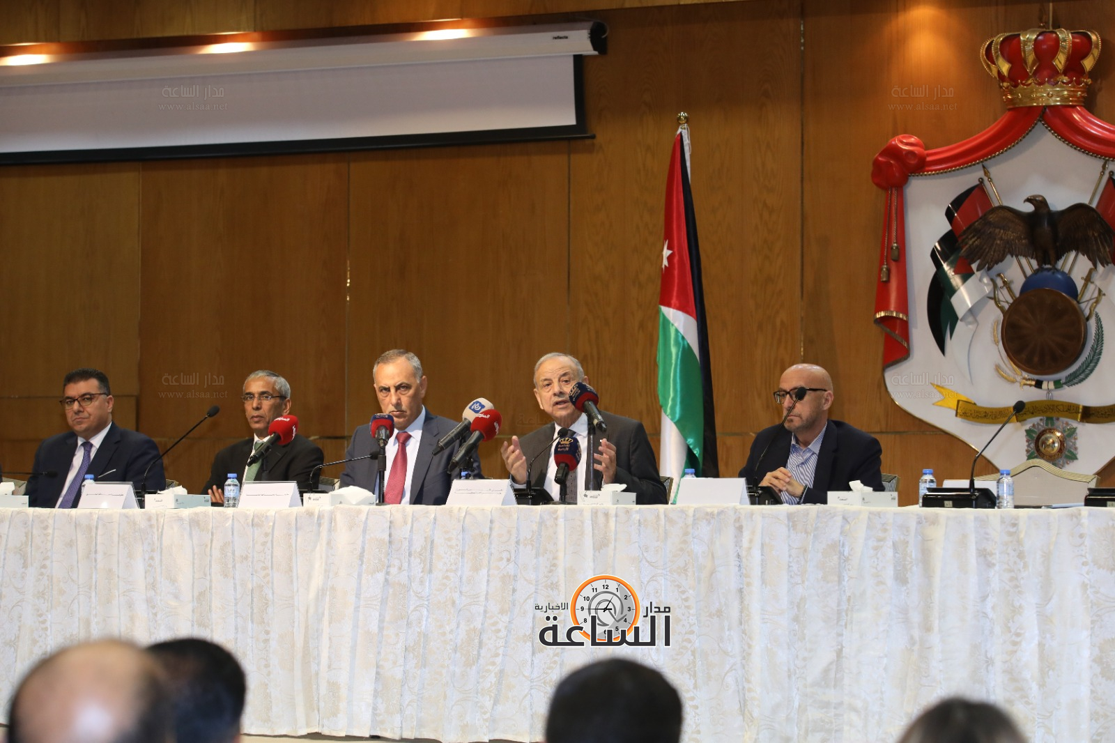 Madar Al-Saa Images 0.6261604043730009