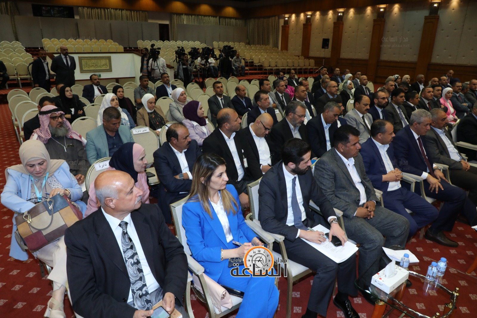 Madar Al-Saa Images 0.48152615328944304