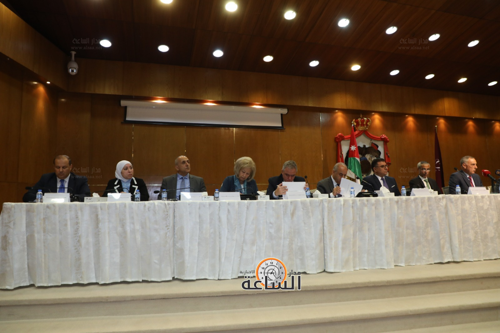 Madar Al-Saa Images 0.4168948034554294