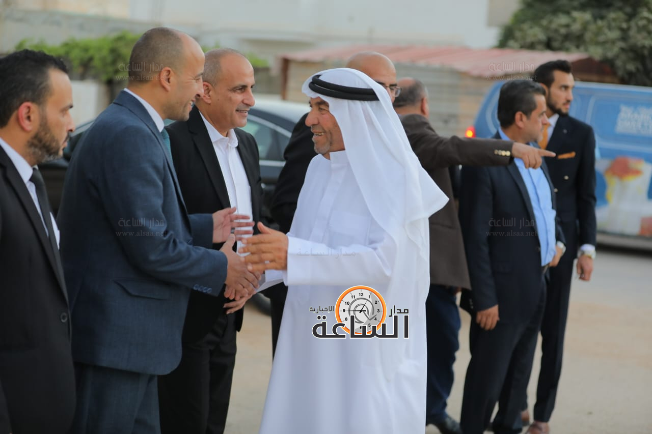 Madar Al-Saa Images 0.43248112683758166