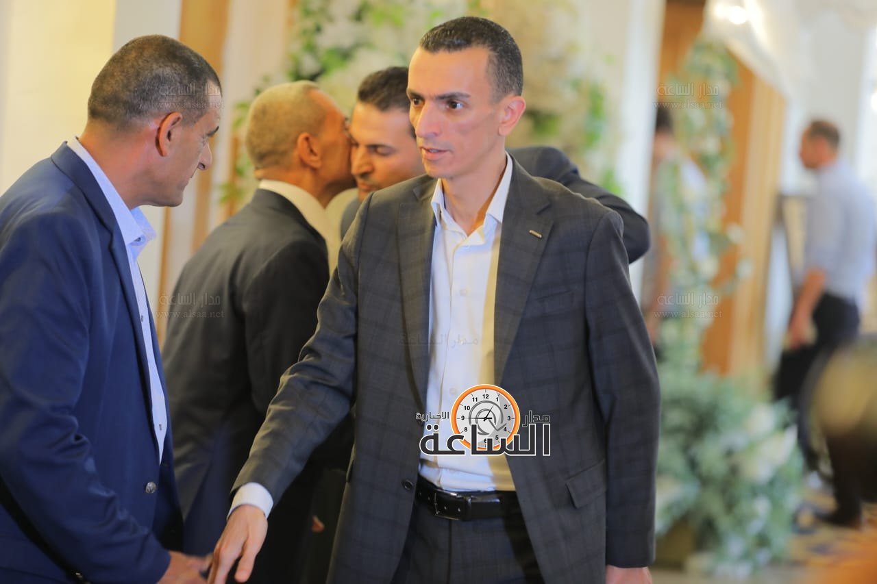 Madar Al-Saa Images 0.553593224333577